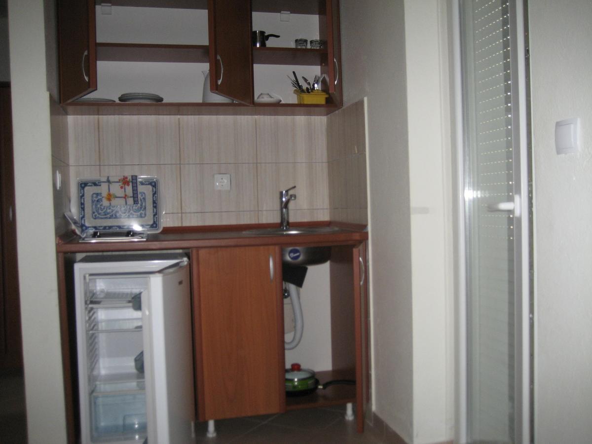 Guest House Vila Mimoza Улцинь Экстерьер фото