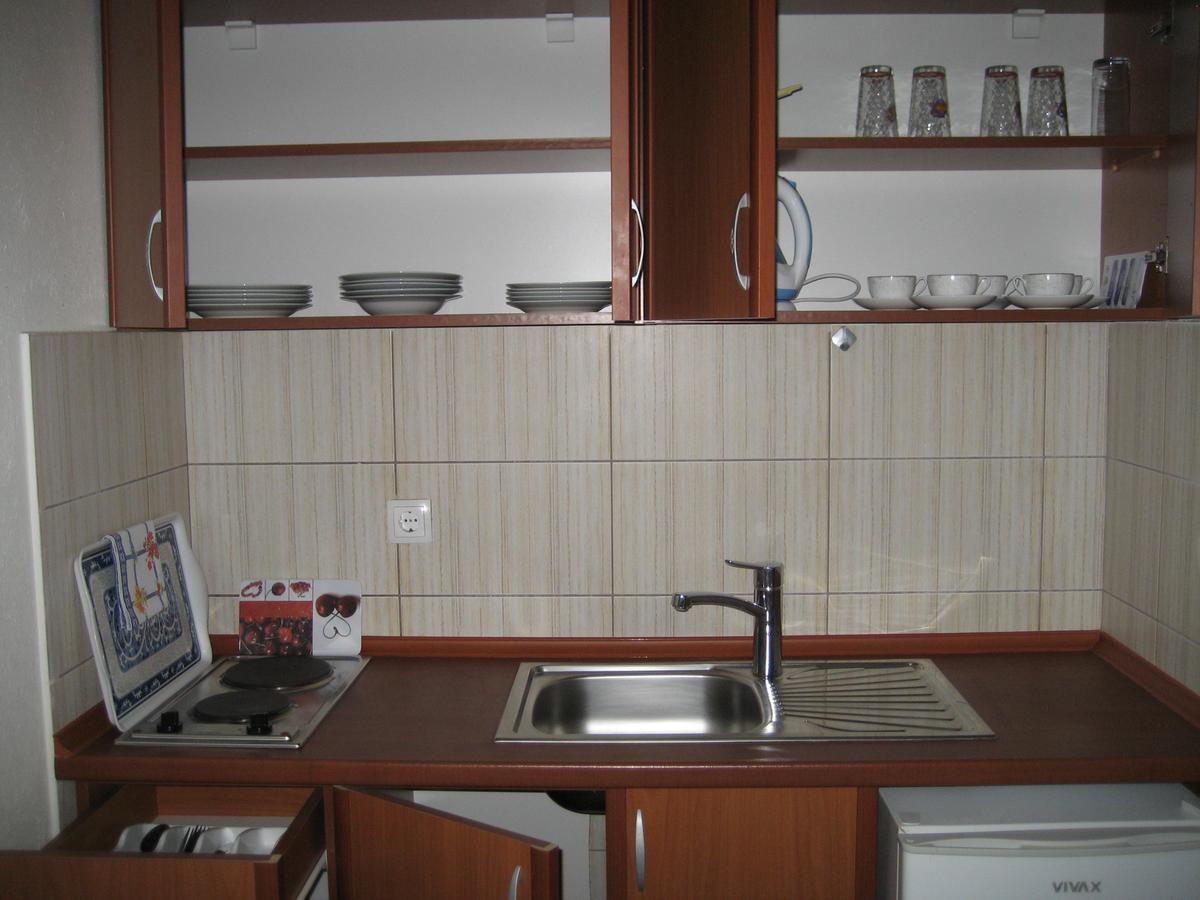 Guest House Vila Mimoza Улцинь Экстерьер фото